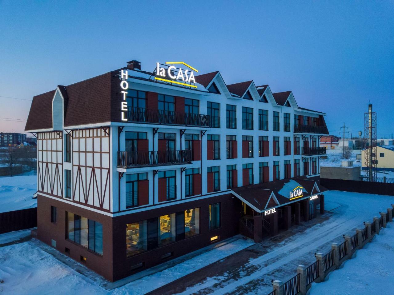 Lacasa Hotel Karagandy Dış mekan fotoğraf