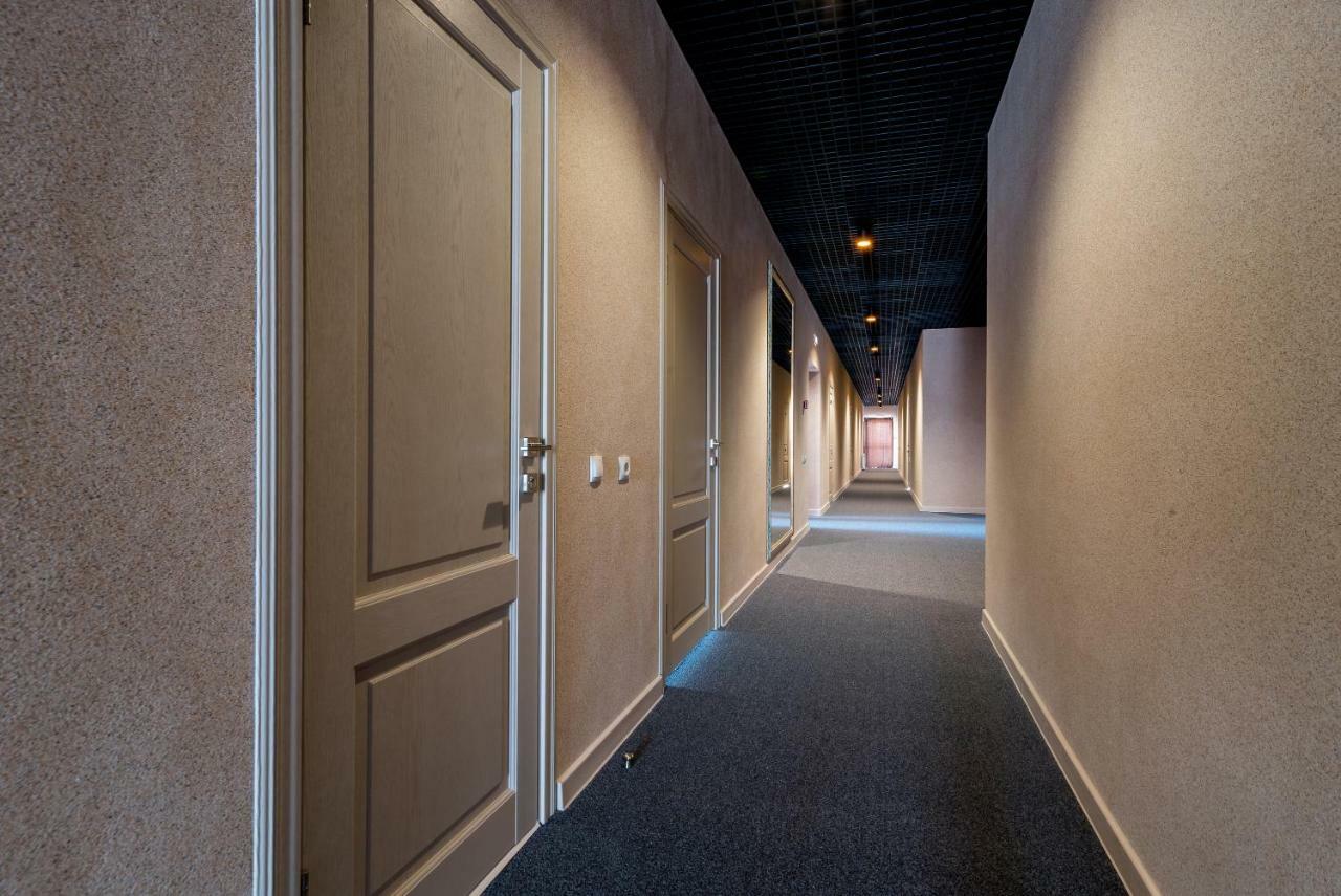 Lacasa Hotel Karagandy Dış mekan fotoğraf