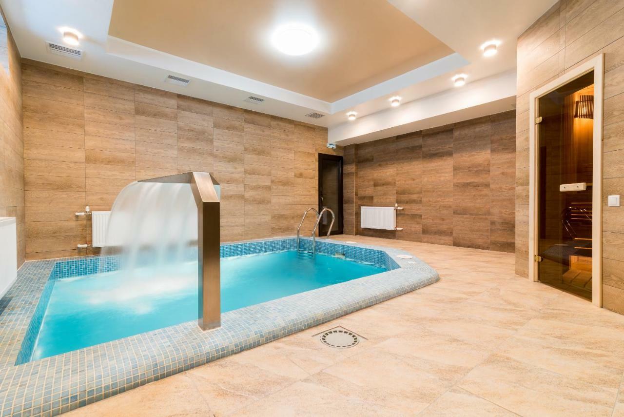 Lacasa Hotel Karagandy Dış mekan fotoğraf