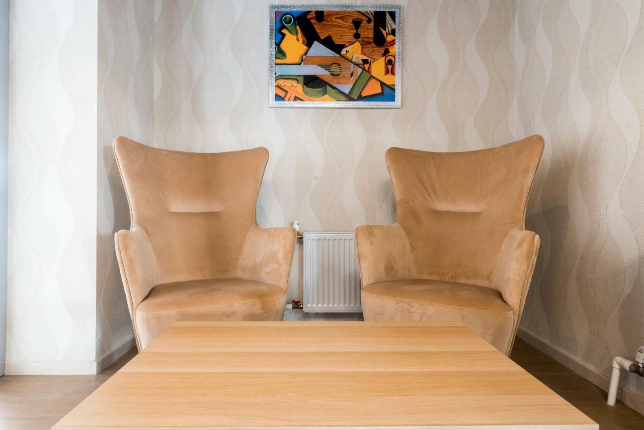 Lacasa Hotel Karagandy Dış mekan fotoğraf
